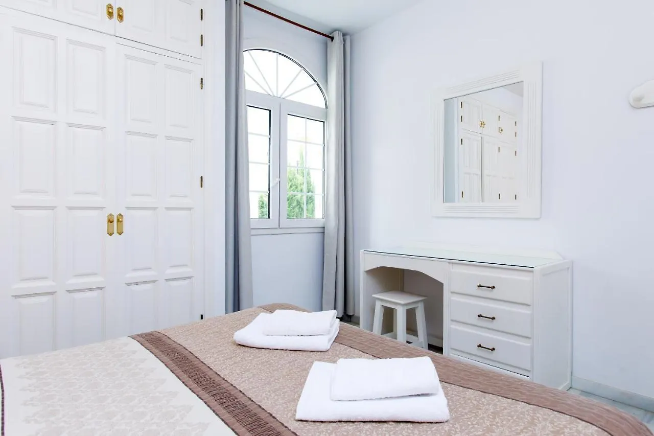 At Almoraide Rooms Suites (Adults Only) Nerja Appartement