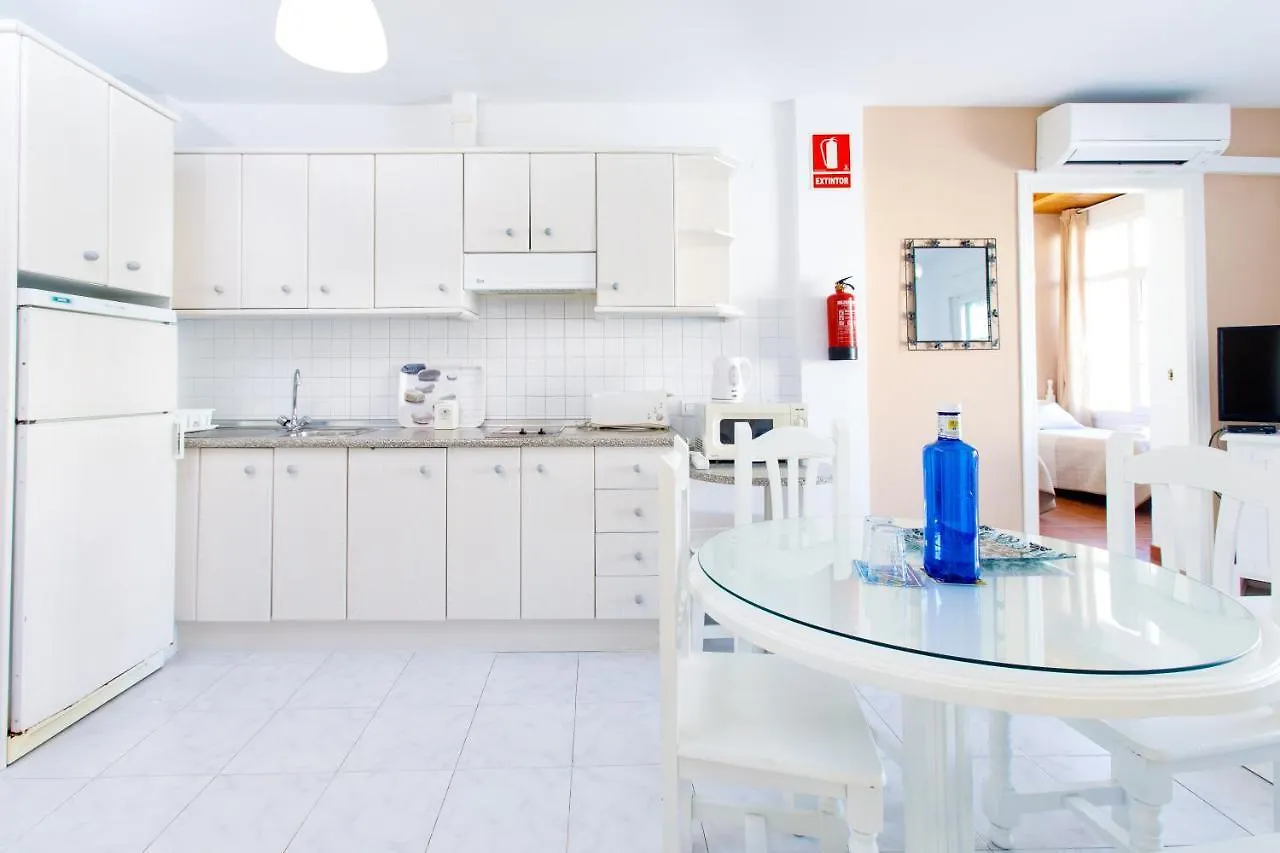At Almoraide Rooms Suites (Adults Only) Nerja 0*,