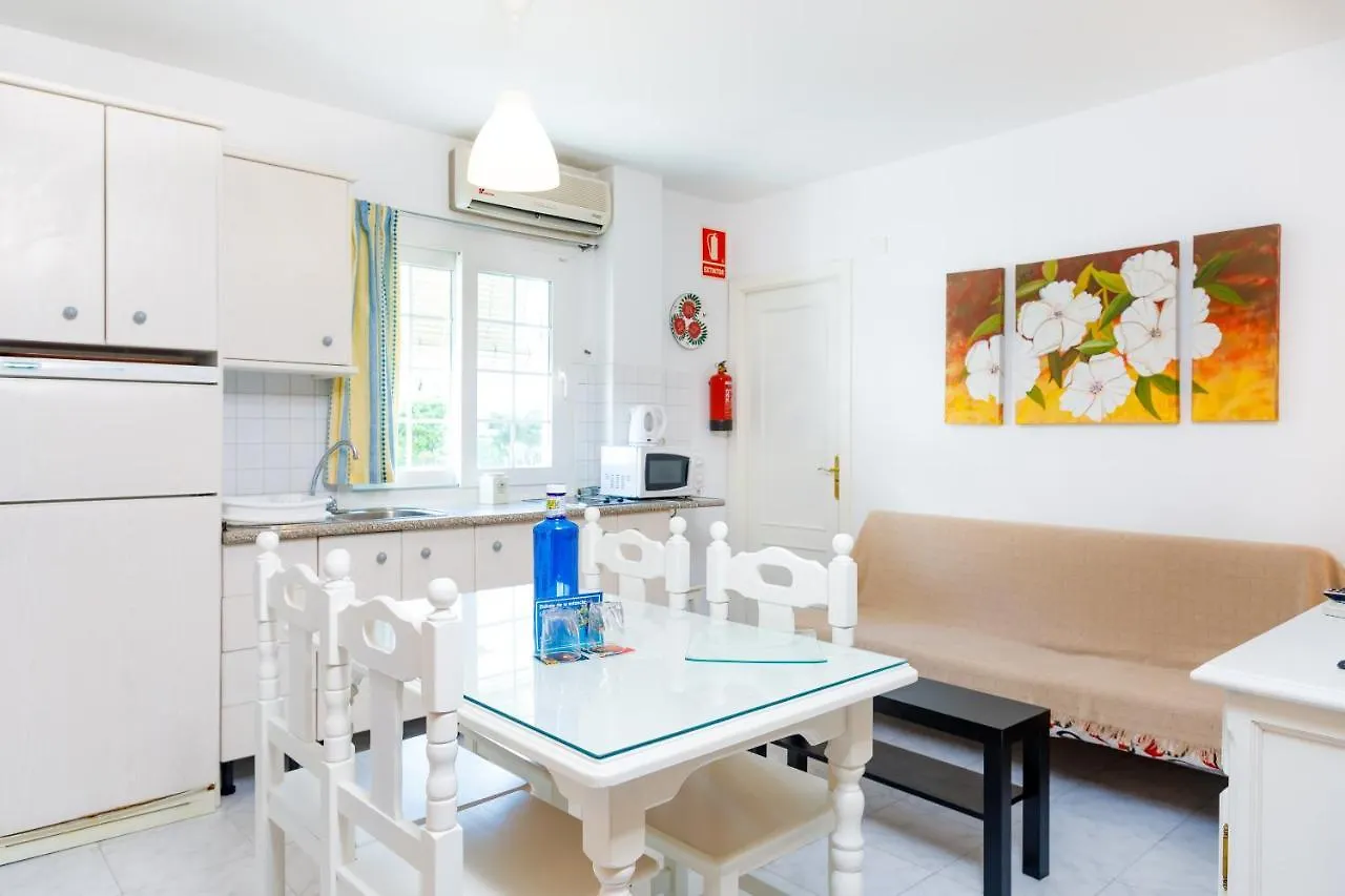 נרחה At Almoraide Rooms Suites (Adults Only)